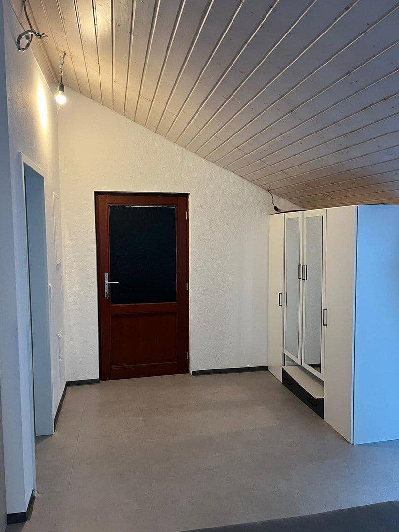 Prenájom bytu 1-izbový 36 m², Eisingen, Bádensko-Wurttembersko Prenájom bytu 1-izbový 36 m², Eisingen, Bádensko-Wurttembersko