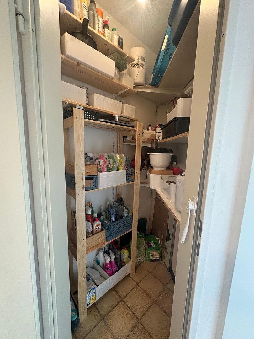 Prenájom bytu 2-izbový 66 m², Riensberger Str. 62, Bremen, Brémy Prenájom bytu 2-izbový 66 m², Riensberger Str. 62, Bremen, Brémy