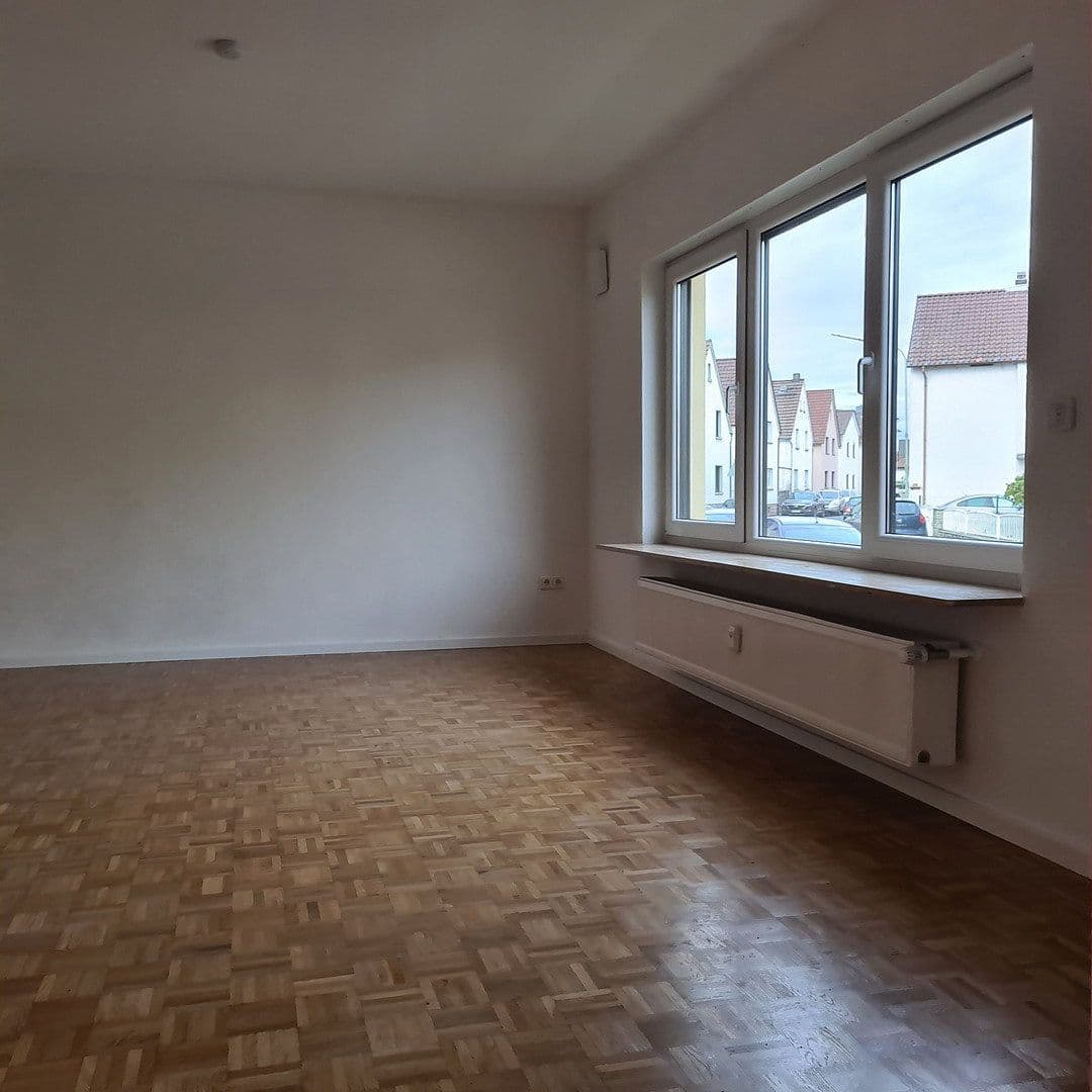 Prenájom bytu 3-izbový 102 m², Sudetendeutschestr. 21, Hanau, Hesensko Prenájom bytu 3-izbový 102 m², Sudetendeutschestr. 21, Hanau, Hesensko