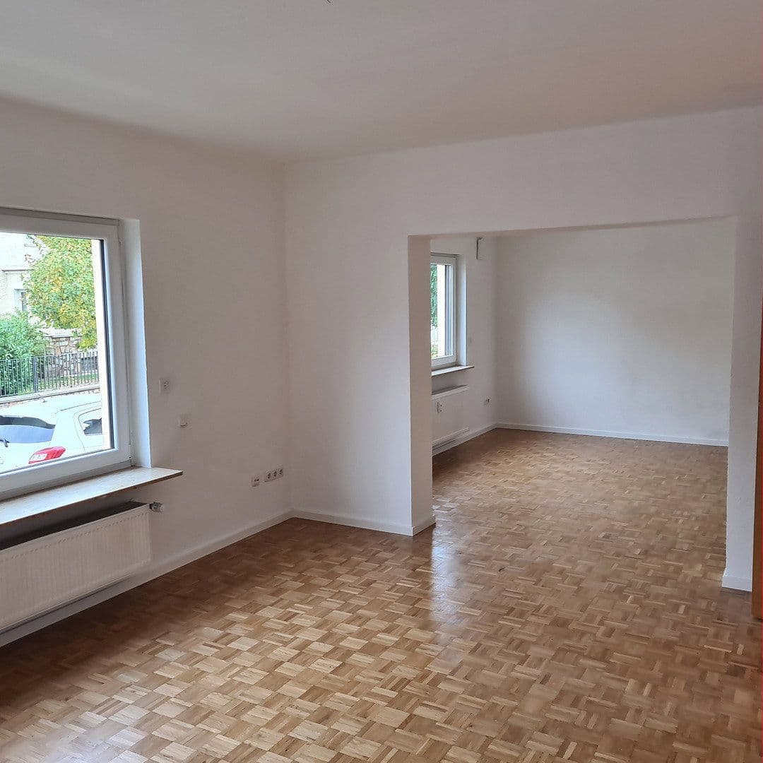 Prenájom bytu 3-izbový 102 m², Sudetendeutschestr. 21, Hanau, Hesensko Prenájom bytu 3-izbový 102 m², Sudetendeutschestr. 21, Hanau, Hesensko