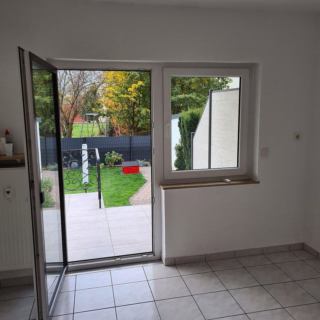 Prenájom bytu 3-izbový 102 m², Sudetendeutschestr. 21, Hanau, Hesensko Prenájom bytu 3-izbový 102 m², Sudetendeutschestr. 21, Hanau, Hesensko