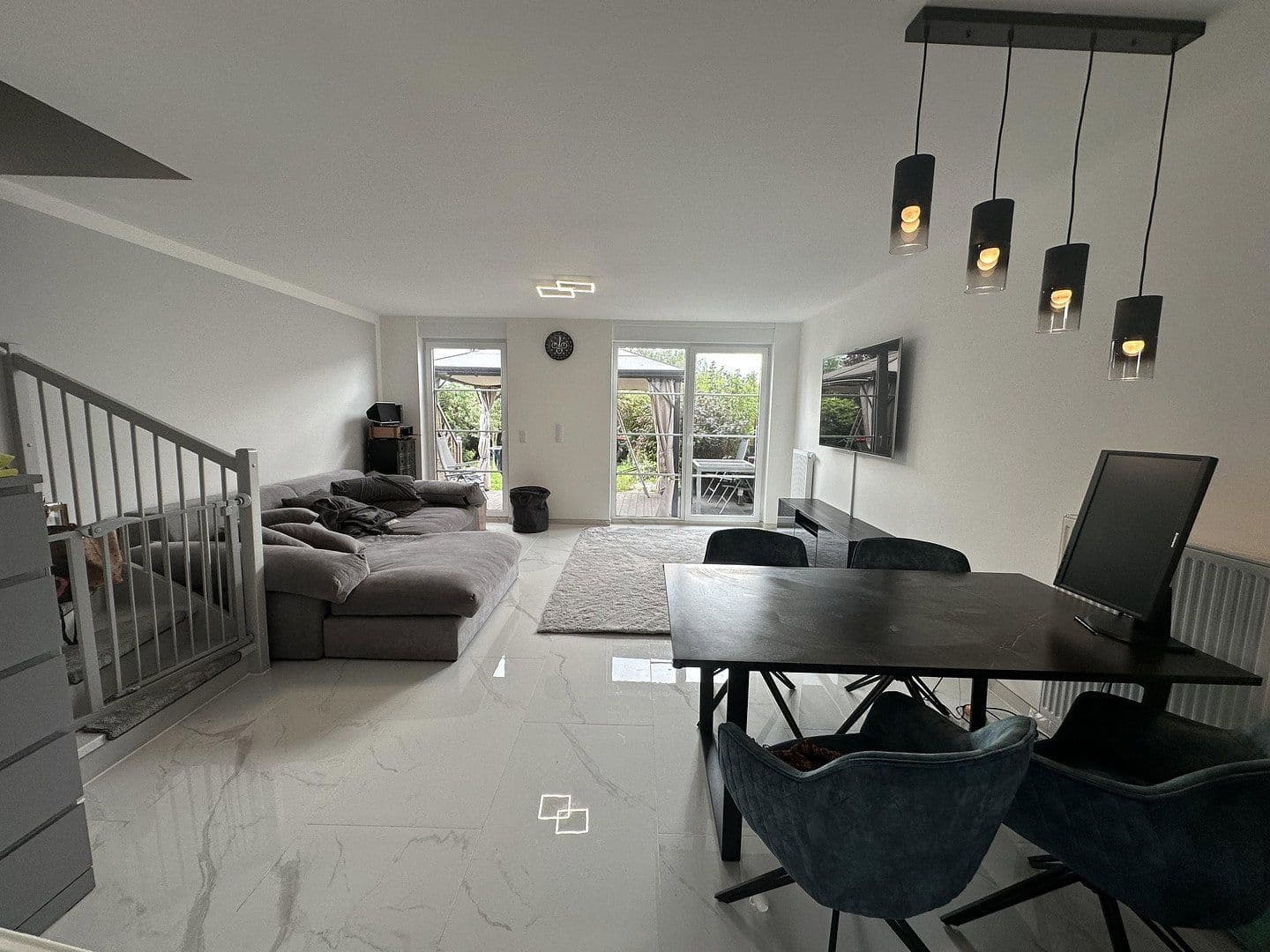 Predaj domu 118 m², pozemek 229 m², Blankenfelde-Mahlow, Brandenbursko Predaj domu 118 m², pozemek 229 m², Blankenfelde-Mahlow, Brandenbursko