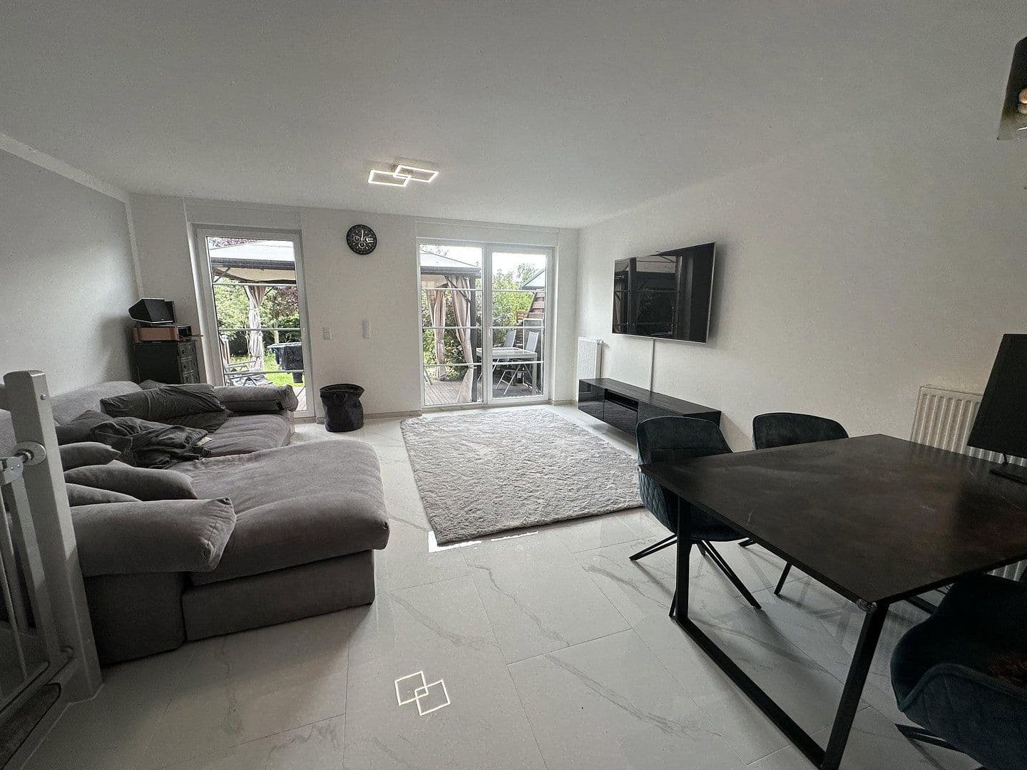 Predaj domu 118 m², pozemek 229 m², Blankenfelde-Mahlow, Brandenbursko Predaj domu 118 m², pozemek 229 m², Blankenfelde-Mahlow, Brandenbursko
