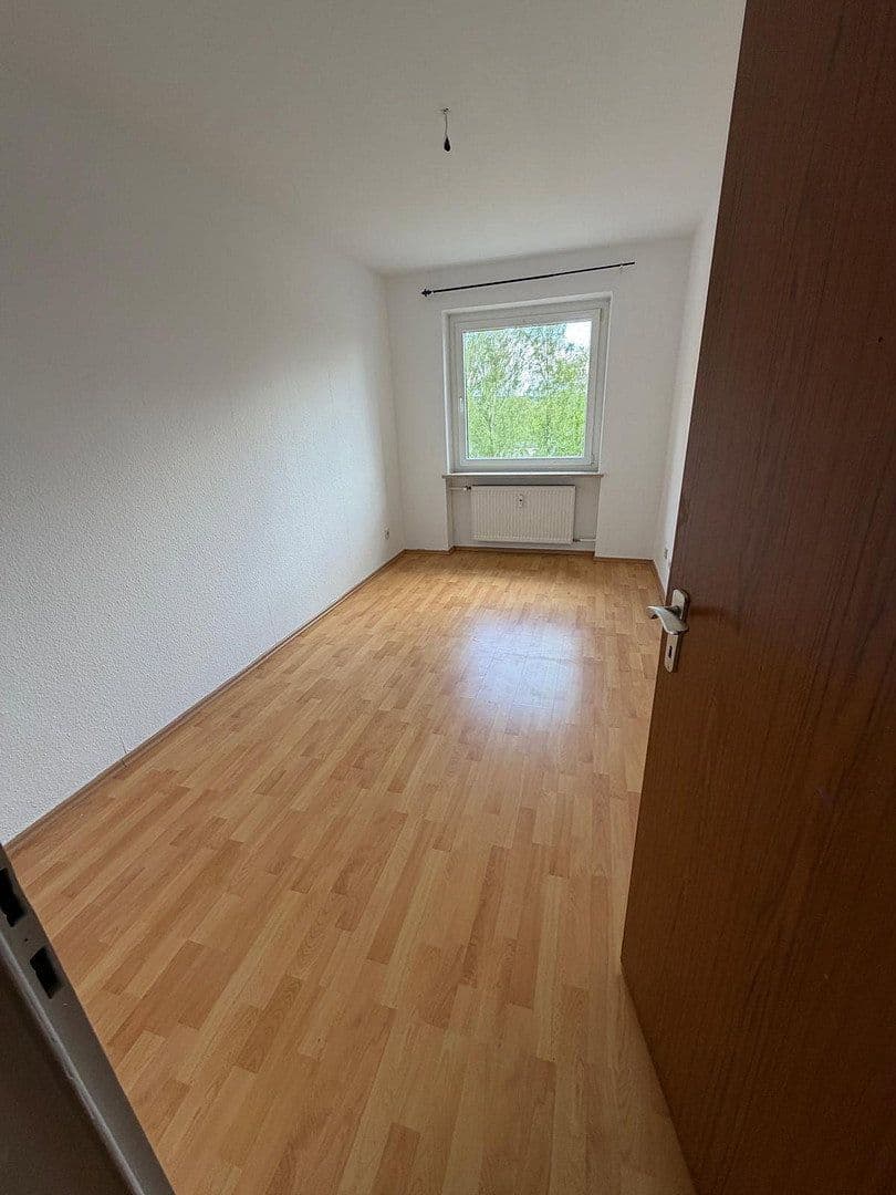 Prenájom bytu 4-izbový 101 m², Selbitz, Bavorsko Prenájom bytu 4-izbový 101 m², Selbitz, Bavorsko