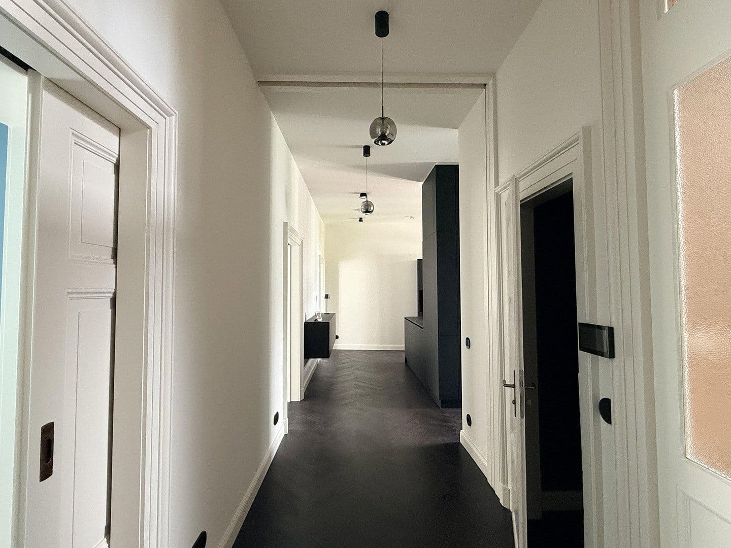 Prenájom bytu 2-izbový 90 m², Darmstadt, Hesensko Prenájom bytu 2-izbový 90 m², Darmstadt, Hesensko