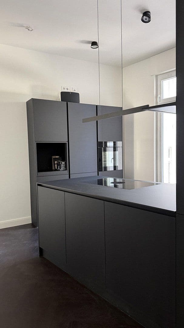 Prenájom bytu 2-izbový 90 m², Darmstadt, Hesensko Prenájom bytu 2-izbový 90 m², Darmstadt, Hesensko