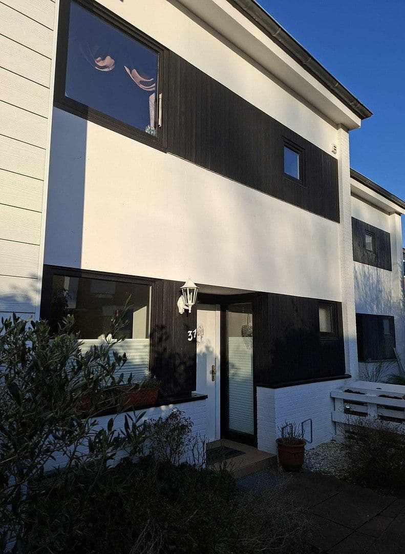 Predaj domu 143 m², pozemek 171 m², Quickborn, Šlezvicko-Holštajnsko Predaj domu 143 m², pozemek 171 m², Quickborn, Šlezvicko-Holštajnsko