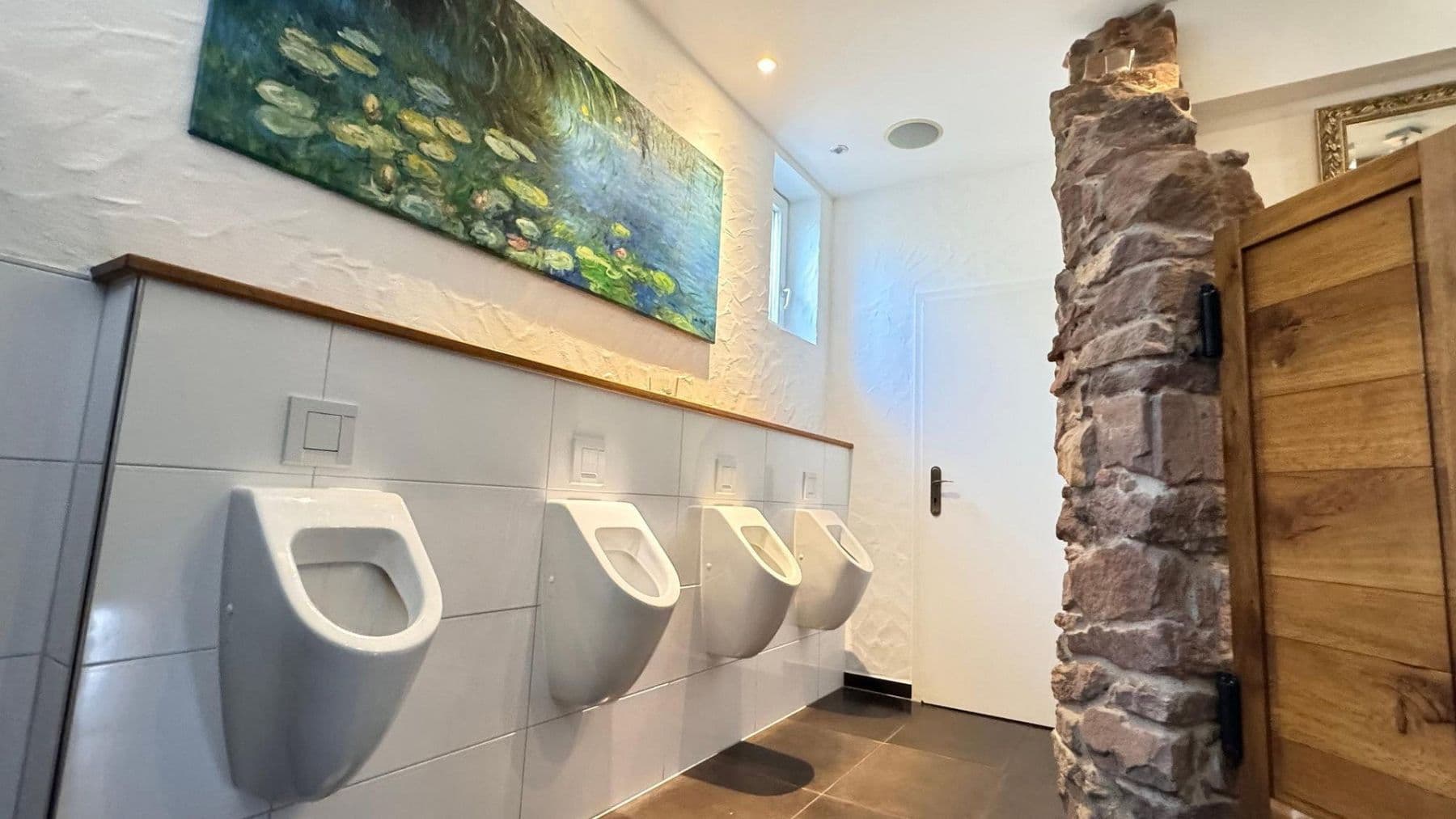 Predaj domu 1.045 m², pozemek 2.132 m², Mühleinsel 1, Kenzingen, Bádensko-Wurttembersko Predaj domu 1.045 m², pozemek 2.132 m², Mühleinsel 1, Kenzingen, Bádensko-Wurttembersko
