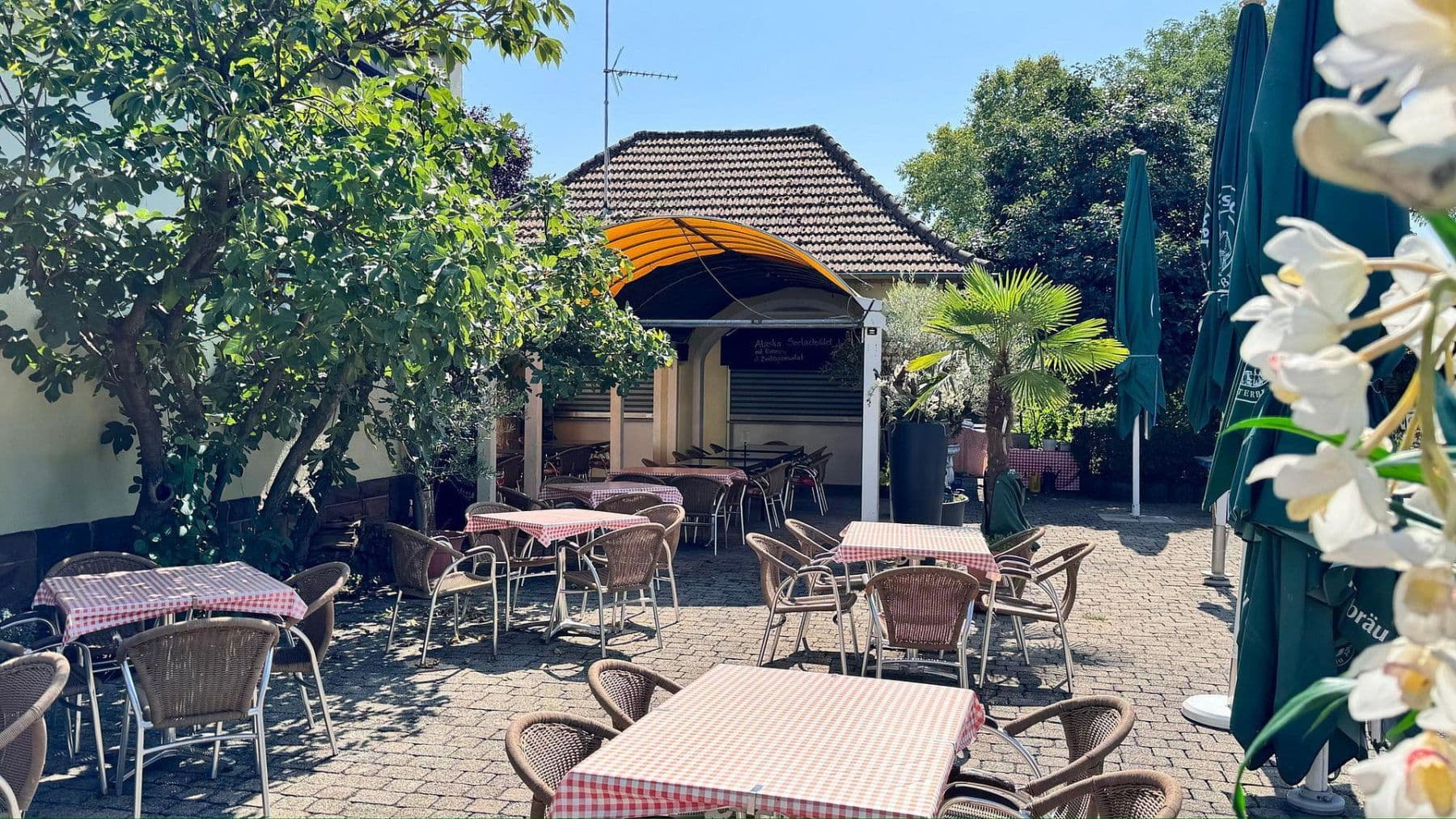 Predaj domu 1.045 m², pozemek 2.132 m², Mühleinsel 1, Kenzingen, Bádensko-Wurttembersko Predaj domu 1.045 m², pozemek 2.132 m², Mühleinsel 1, Kenzingen, Bádensko-Wurttembersko
