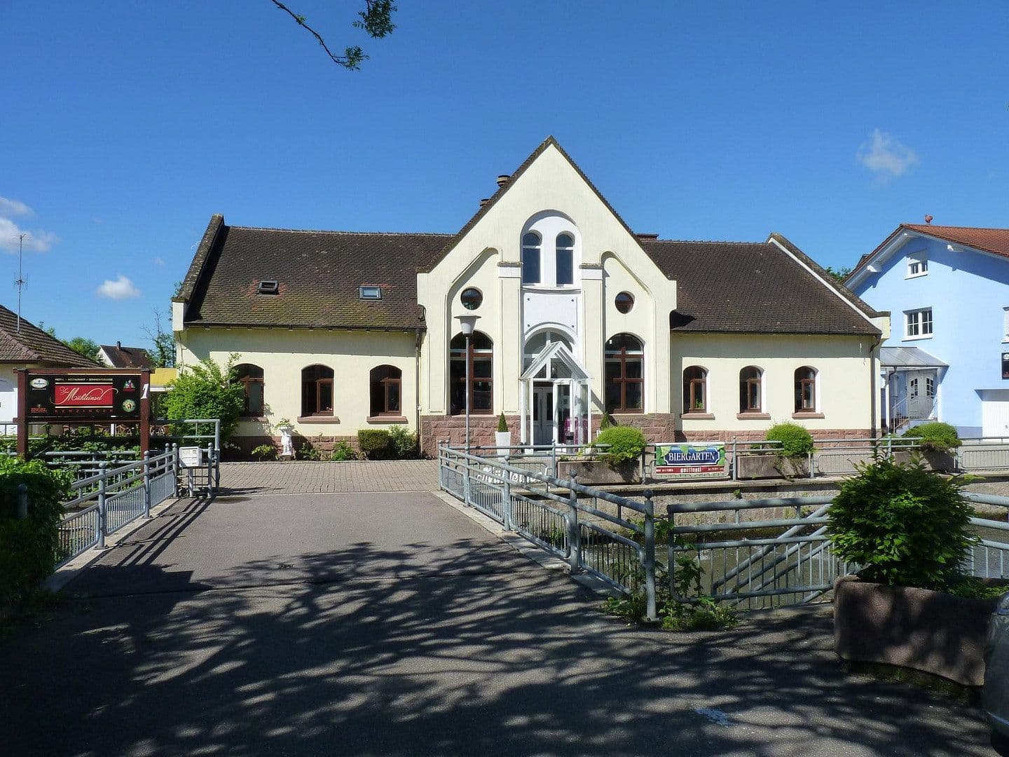 Predaj domu 1.045 m², pozemek 2.132 m², Mühleinsel 1, Kenzingen, Bádensko-Wurttembersko Predaj domu 1.045 m², pozemek 2.132 m², Mühleinsel 1, Kenzingen, Bádensko-Wurttembersko