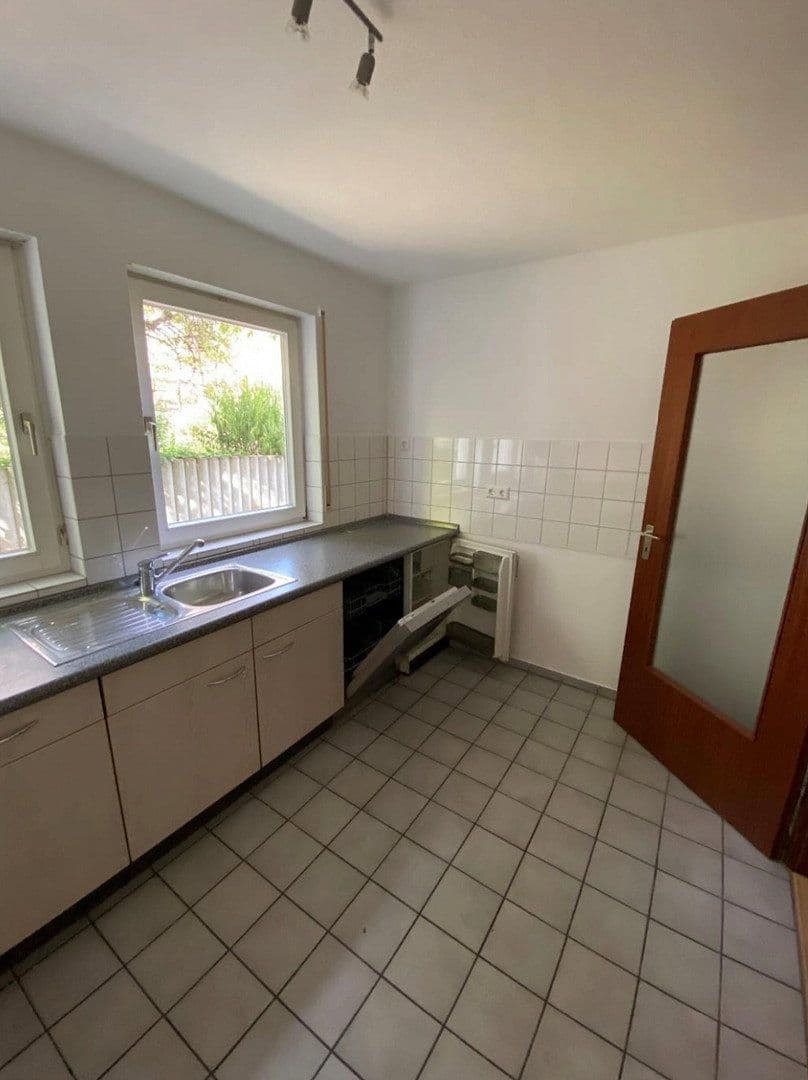 Prenájom bytu 2-izbový 69 m², Talstraße 69 d, Stuttgart, Bádensko-Wurttembersko Prenájom bytu 2-izbový 69 m², Talstraße 69 d, Stuttgart, Bádensko-Wurttembersko