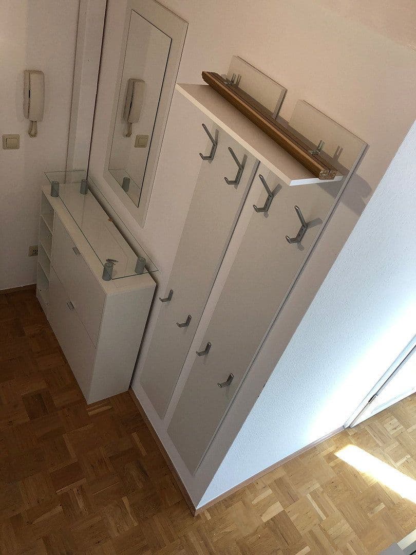 Prenájom bytu 1-izbový 36 m², Lauffen am Neckar, Bádensko-Wurttembersko Prenájom bytu 1-izbový 36 m², Lauffen am Neckar, Bádensko-Wurttembersko
