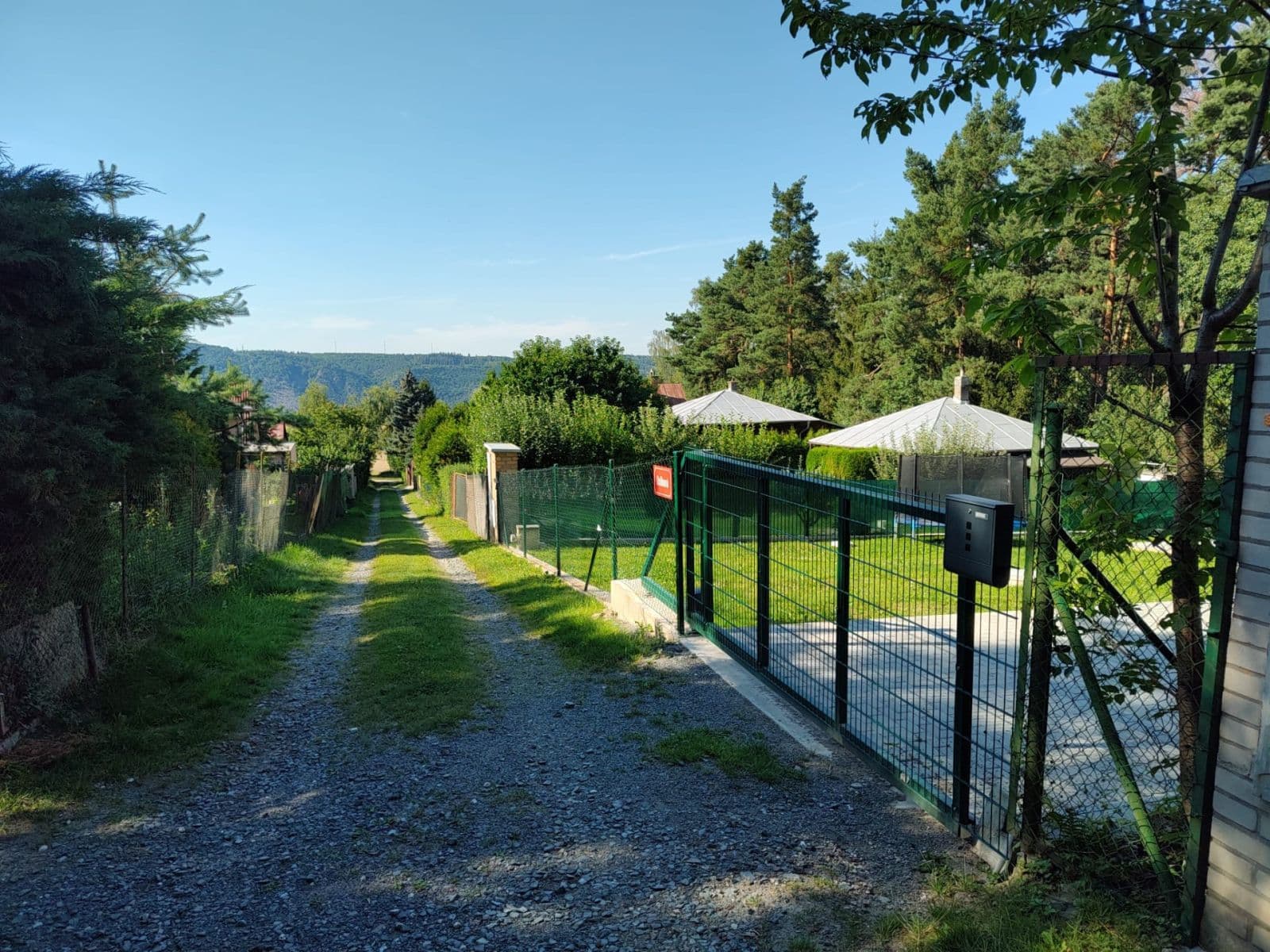 Predaj rekreačného objektu 51 m², pozemek 408 m², Osiková, Vrané nad Vltavou, Středočeský kraj Predaj rekreačného objektu 51 m², pozemek 408 m², Osiková, Vrané nad Vltavou, Středočeský kraj
