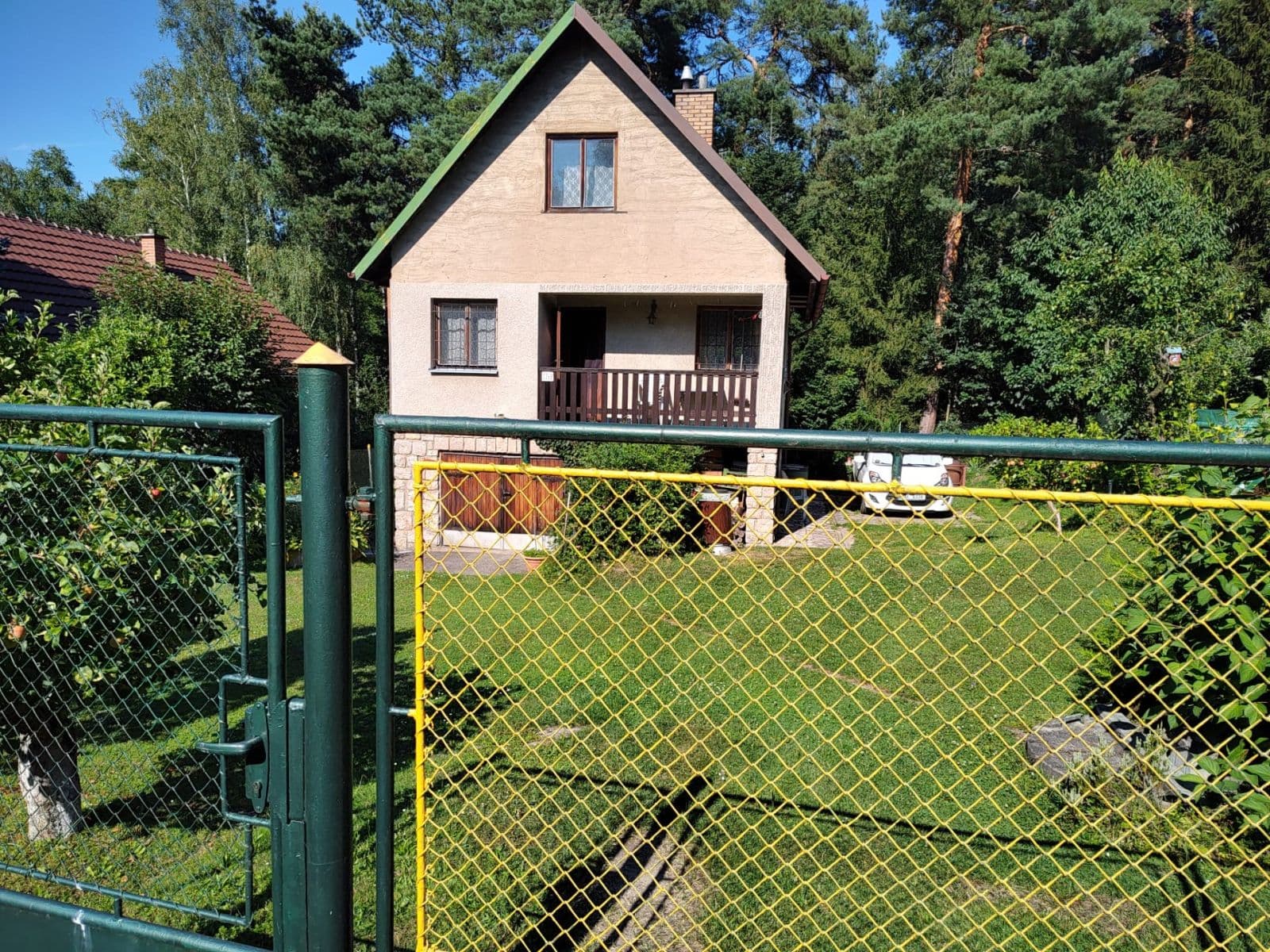 Predaj rekreačného objektu 51 m², pozemek 408 m², Osiková, Vrané nad Vltavou, Středočeský kraj Predaj rekreačného objektu 51 m², pozemek 408 m², Osiková, Vrané nad Vltavou, Středočeský kraj