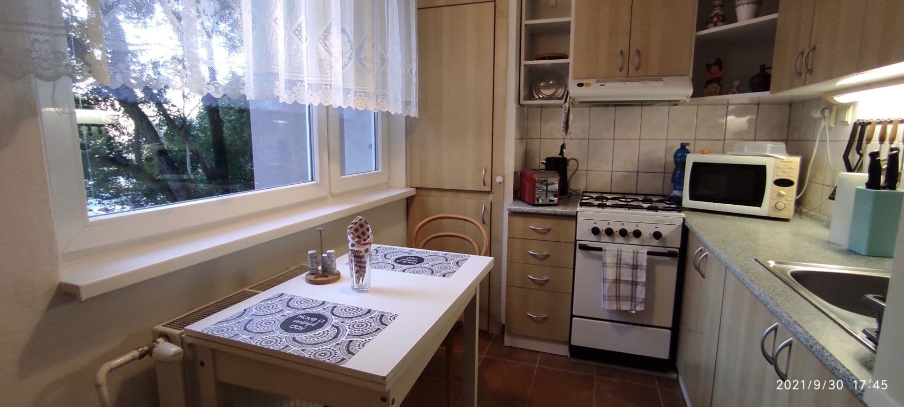 Prenájom bytu 1-izbový 38 m², Haburská, Ružinov, Bratislavský kraj Prenájom bytu 1-izbový 38 m², Haburská, Ružinov, Bratislavský kraj