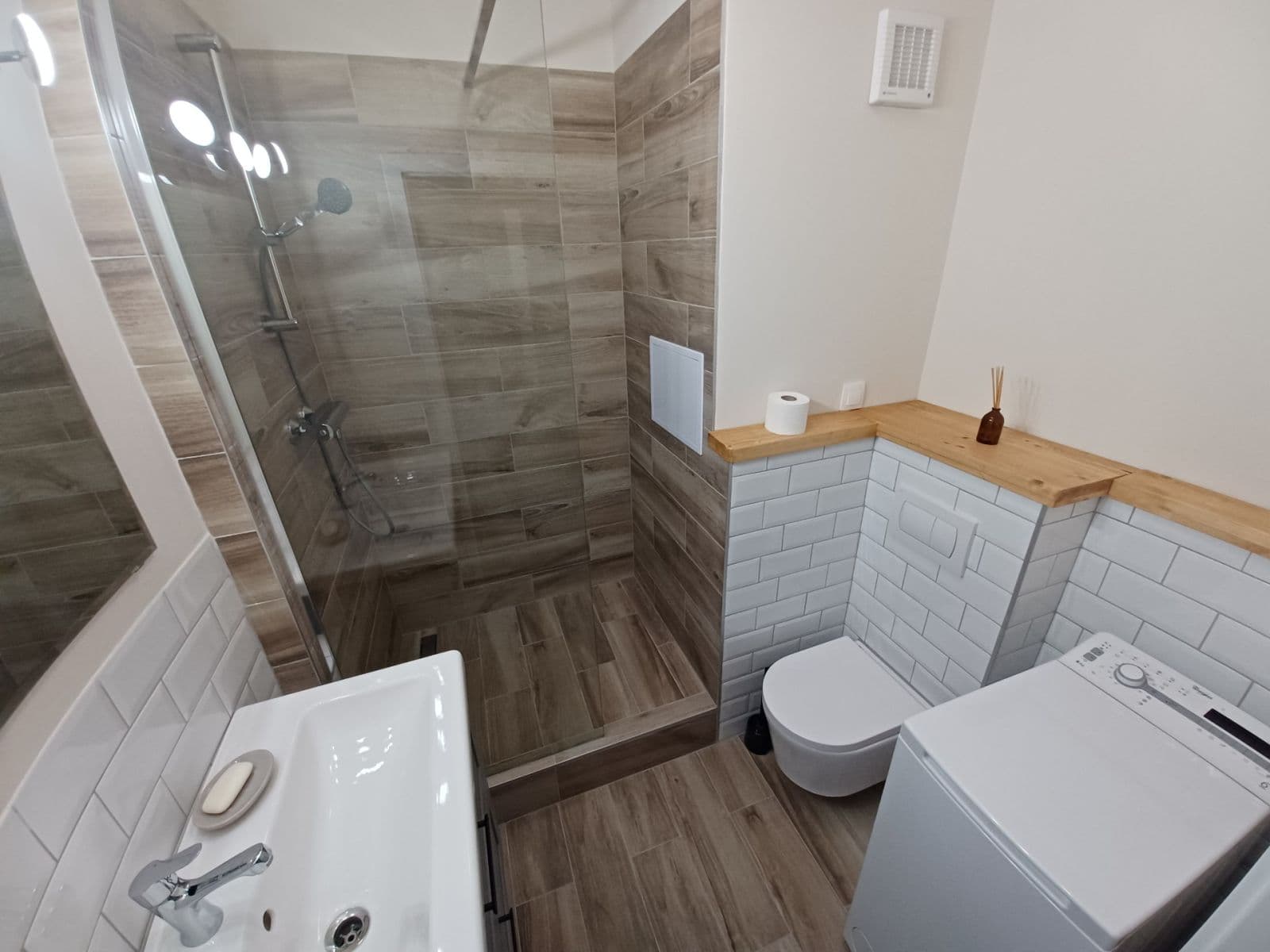 Prenájom bytu 2-izbový 54 m², Petržalka, Bratislavský kraj Prenájom bytu 2-izbový 54 m², Petržalka, Bratislavský kraj