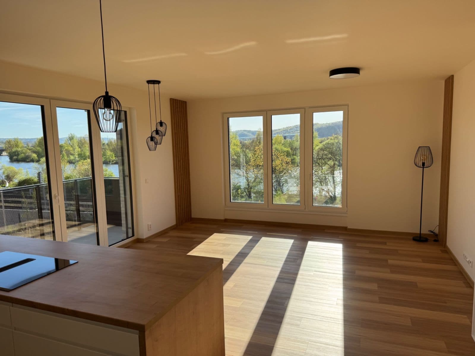 Prenájom bytu 3-izbový 86 m², Kolmanova, Praha, Praha Prenájom bytu 3-izbový 86 m², Kolmanova, Praha, Praha