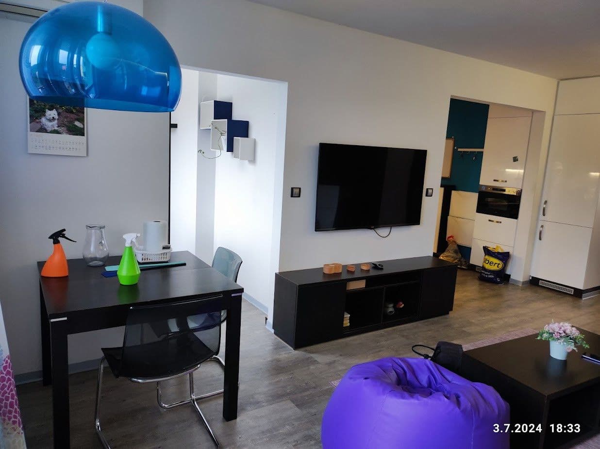 Prenájom bytu 3-izbový 65 m², Olbrachtovo náměstí, Brno, Jihomoravský kraj Prenájom bytu 3-izbový 65 m², Olbrachtovo náměstí, Brno, Jihomoravský kraj