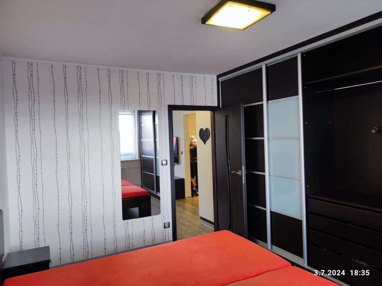Prenájom bytu 3-izbový 65 m², Olbrachtovo náměstí, Brno, Jihomoravský kraj Prenájom bytu 3-izbový 65 m², Olbrachtovo náměstí, Brno, Jihomoravský kraj