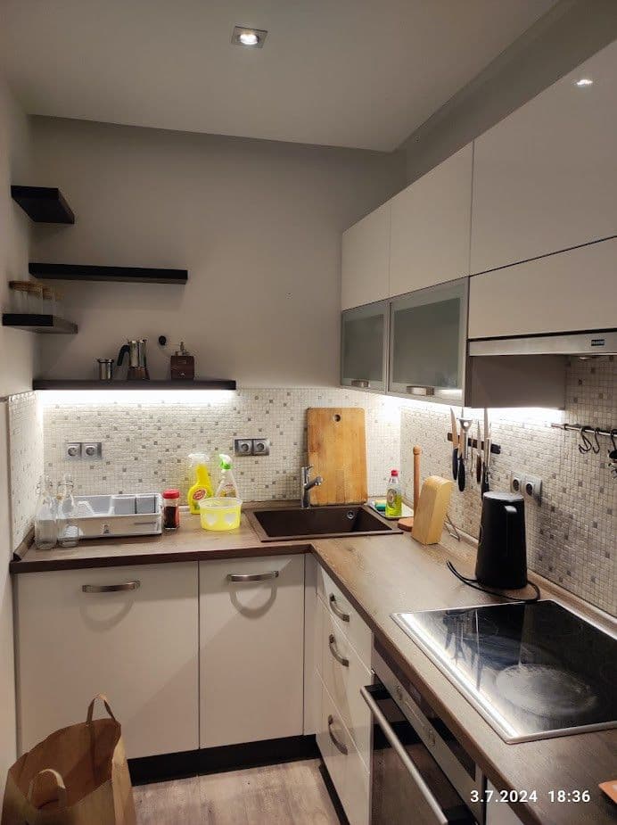 Prenájom bytu 3-izbový 65 m², Olbrachtovo náměstí, Brno, Jihomoravský kraj Prenájom bytu 3-izbový 65 m², Olbrachtovo náměstí, Brno, Jihomoravský kraj
