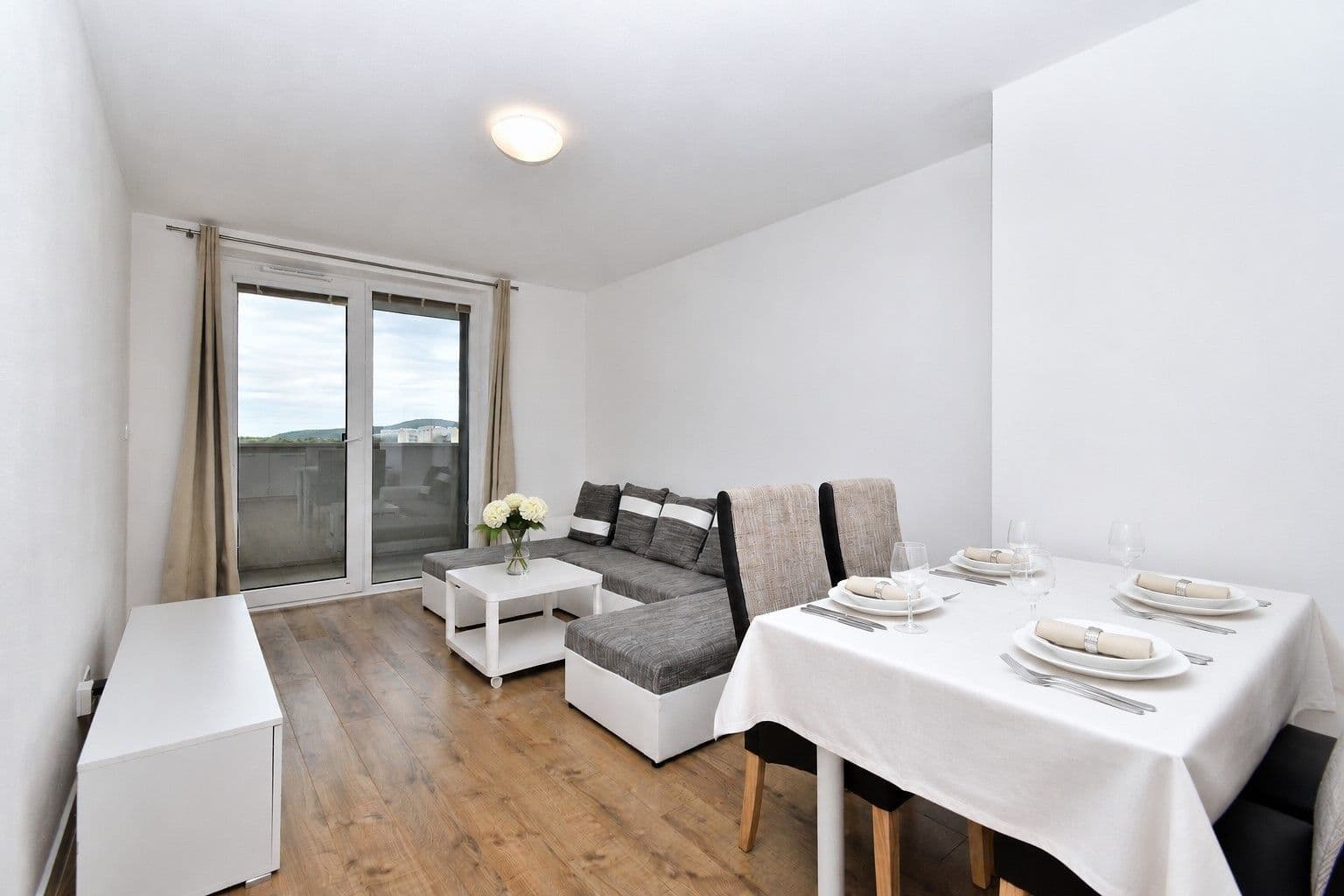 Predaj bytu 3-izbový 70 m², Závodu Matador, Petržalka, Bratislavský kraj Predaj bytu 3-izbový 70 m², Závodu Matador, Petržalka, Bratislavský kraj