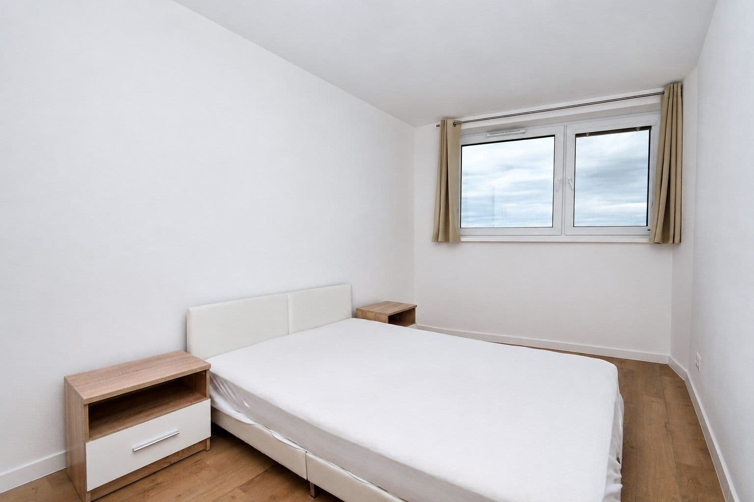 Predaj bytu 3-izbový 70 m², Závodu Matador, Petržalka, Bratislavský kraj Predaj bytu 3-izbový 70 m², Závodu Matador, Petržalka, Bratislavský kraj