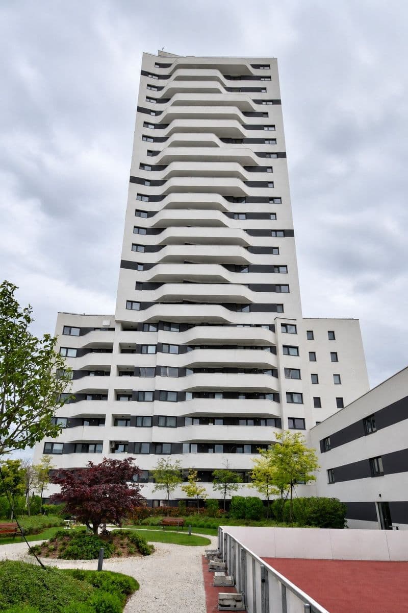 Predaj bytu 3-izbový 70 m², Závodu Matador, Petržalka, Bratislavský kraj Predaj bytu 3-izbový 70 m², Závodu Matador, Petržalka, Bratislavský kraj