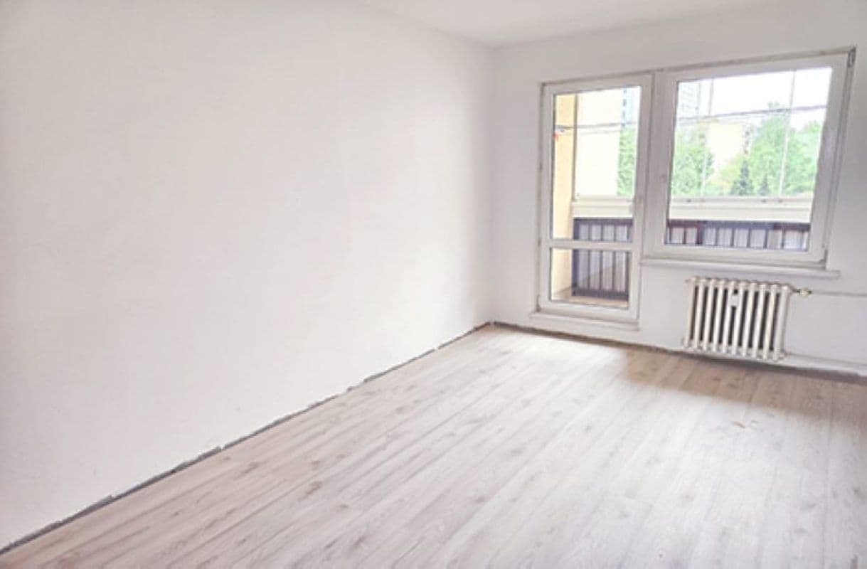 Prenájom bytu 3-izbový 71 m², F. S. Tůmy, Orlová, Moravskoslezský kraj Prenájom bytu 3-izbový 71 m², F. S. Tůmy, Orlová, Moravskoslezský kraj