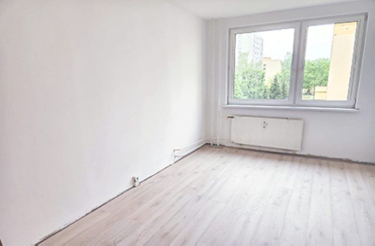 Prenájom bytu 3-izbový 71 m², F. S. Tůmy, Orlová, Moravskoslezský kraj Prenájom bytu 3-izbový 71 m², F. S. Tůmy, Orlová, Moravskoslezský kraj