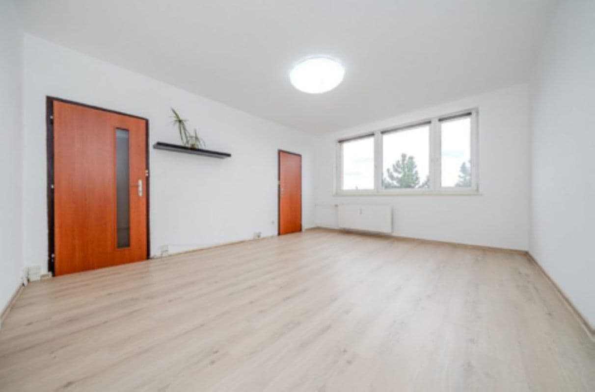 Prenájom bytu 3-izbový 71 m², F. S. Tůmy, Orlová, Moravskoslezský kraj Prenájom bytu 3-izbový 71 m², F. S. Tůmy, Orlová, Moravskoslezský kraj