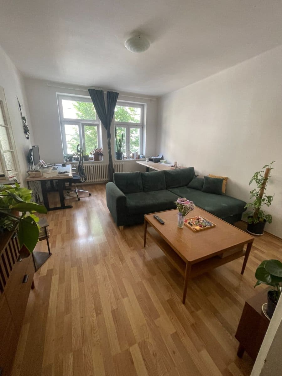 Prenájom bytu 3-izbový 86 m², Verdunská, Praha, Praha Prenájom bytu 3-izbový 86 m², Verdunská, Praha, Praha
