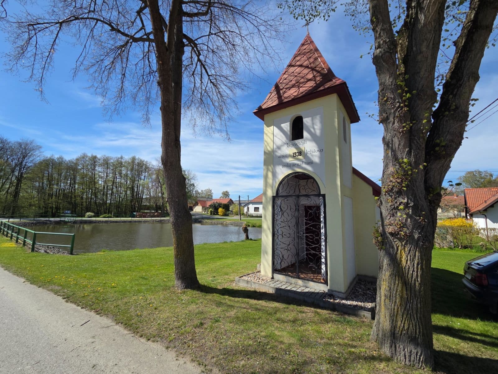 Predaj rekreačného objektu 180 m², pozemek 973 m², Křivsoudov, Středočeský kraj Predaj rekreačného objektu 180 m², pozemek 973 m², Křivsoudov, Středočeský kraj