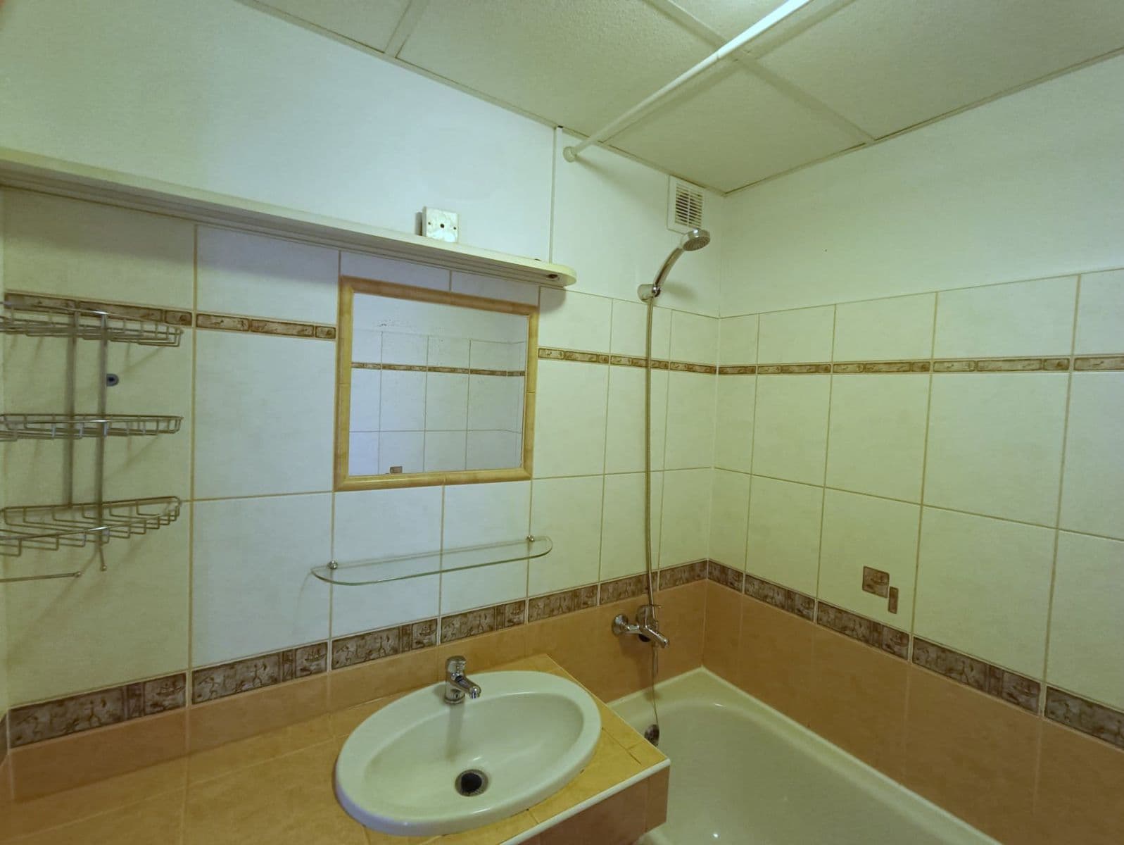 Prenájom bytu 3-izbový 73 m², Jičínská, Nový Jičín, Moravskoslezský kraj Prenájom bytu 3-izbový 73 m², Jičínská, Nový Jičín, Moravskoslezský kraj