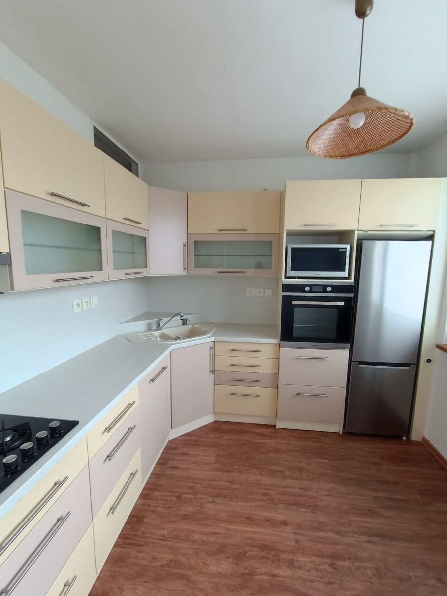 Prenájom bytu 3-izbový 73 m², Jičínská, Nový Jičín, Moravskoslezský kraj Prenájom bytu 3-izbový 73 m², Jičínská, Nový Jičín, Moravskoslezský kraj