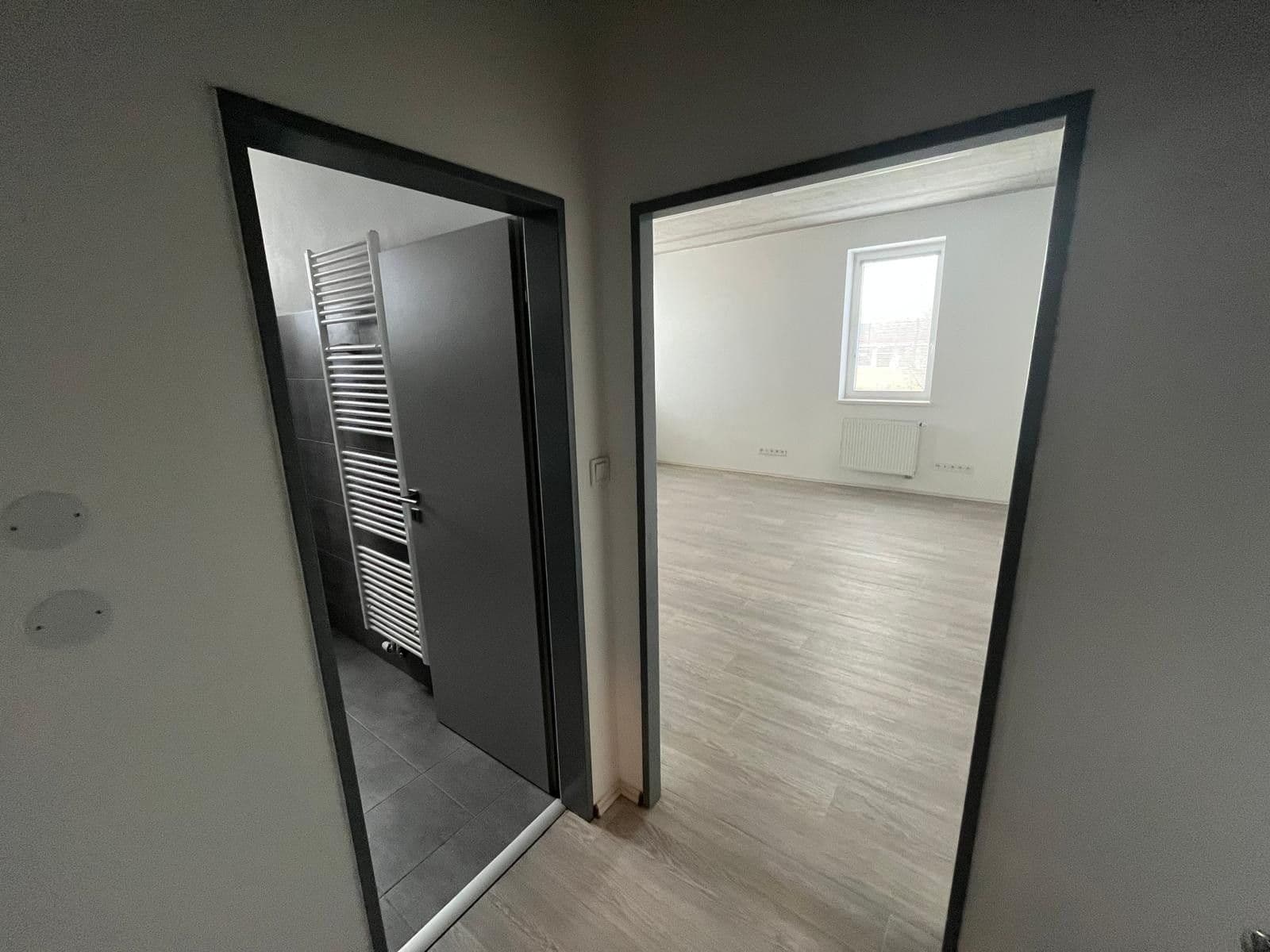 Prenájom bytu 1-izbový 45 m², U Uhříněveské obory, Praha, Praha Prenájom bytu 1-izbový 45 m², U Uhříněveské obory, Praha, Praha