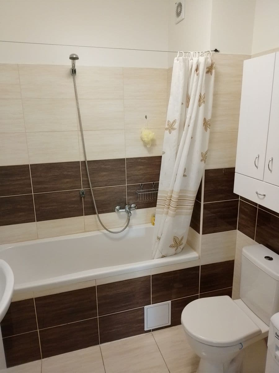 Prenájom bytu 2-izbový 53 m², Malátova, Městec Králové, Středočeský kraj Prenájom bytu 2-izbový 53 m², Malátova, Městec Králové, Středočeský kraj