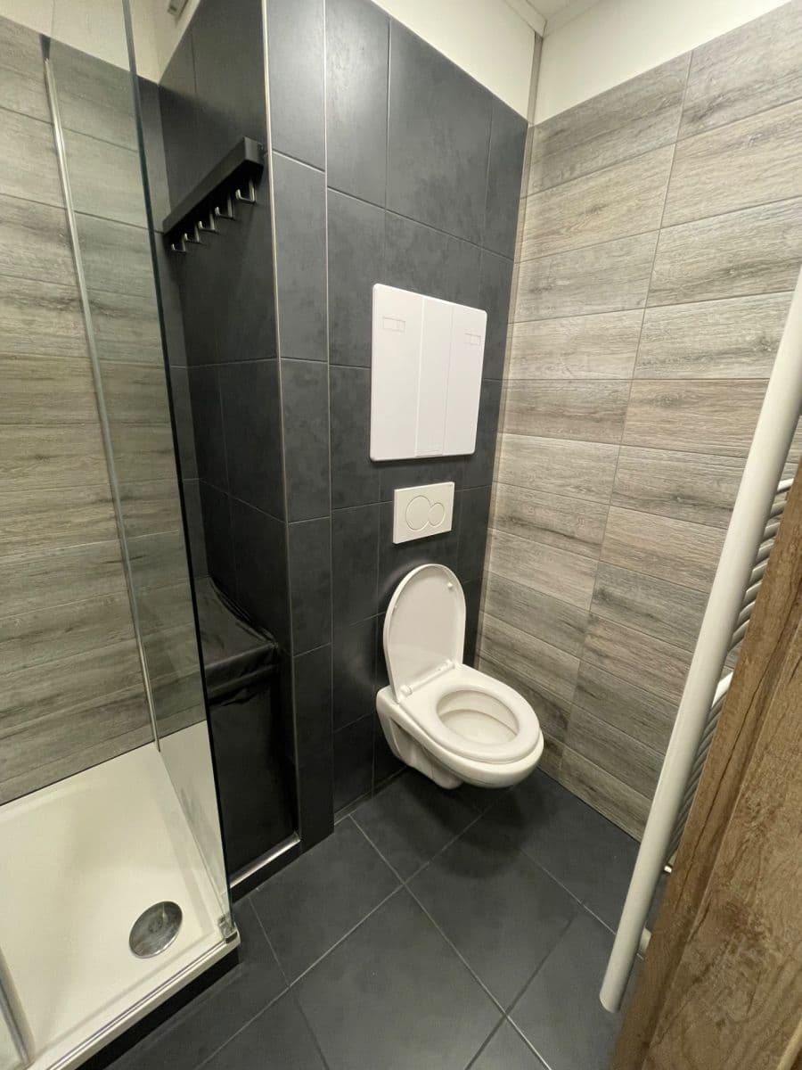 Prenájom bytu 2-izbový 35 m², Krakovská, Kralupy nad Vltavou, Středočeský kraj Prenájom bytu 2-izbový 35 m², Krakovská, Kralupy nad Vltavou, Středočeský kraj