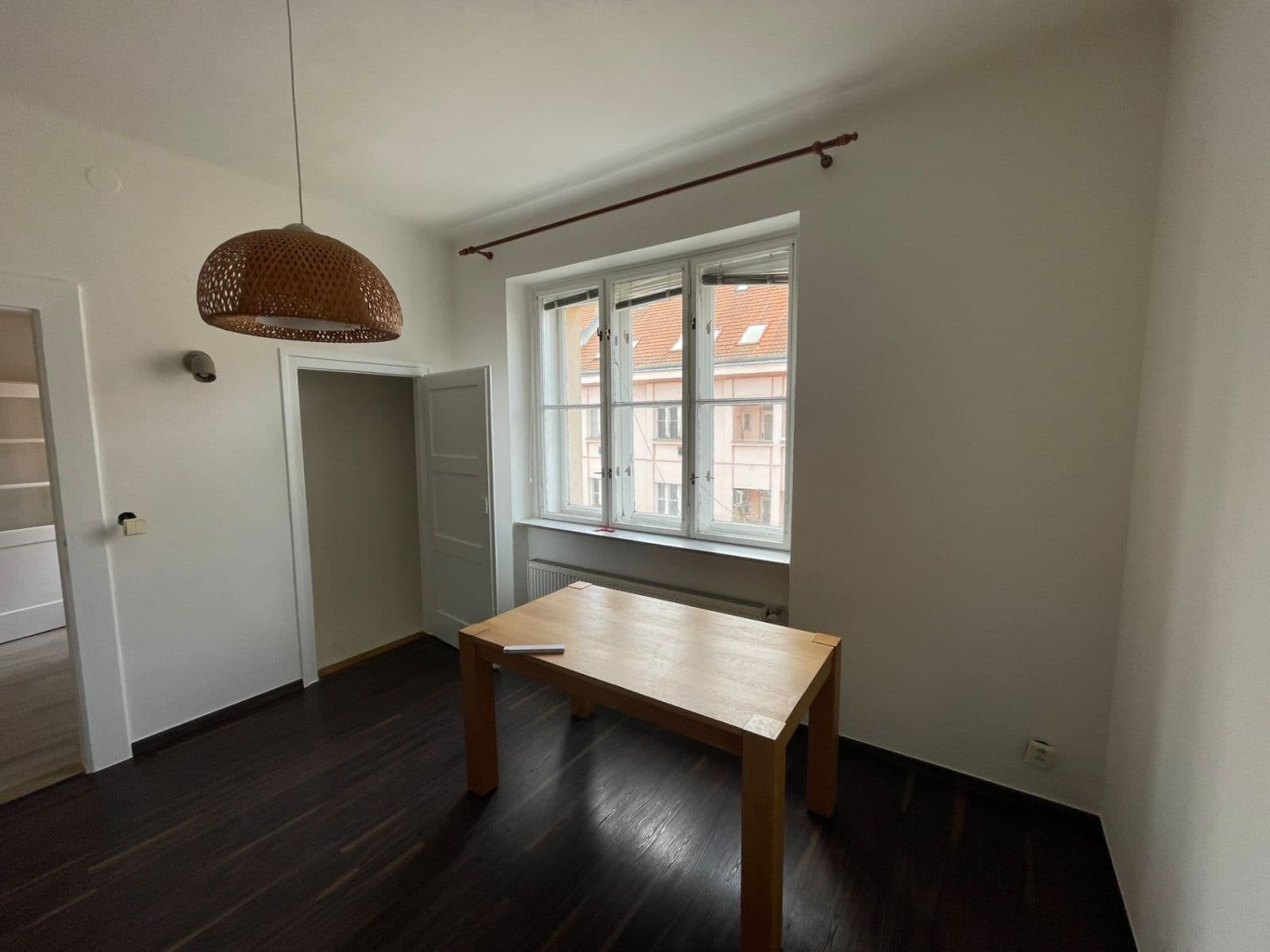 Prenájom bytu 2-izbový 51 m², N. A. Někrasova, Praha, Praha Prenájom bytu 2-izbový 51 m², N. A. Někrasova, Praha, Praha