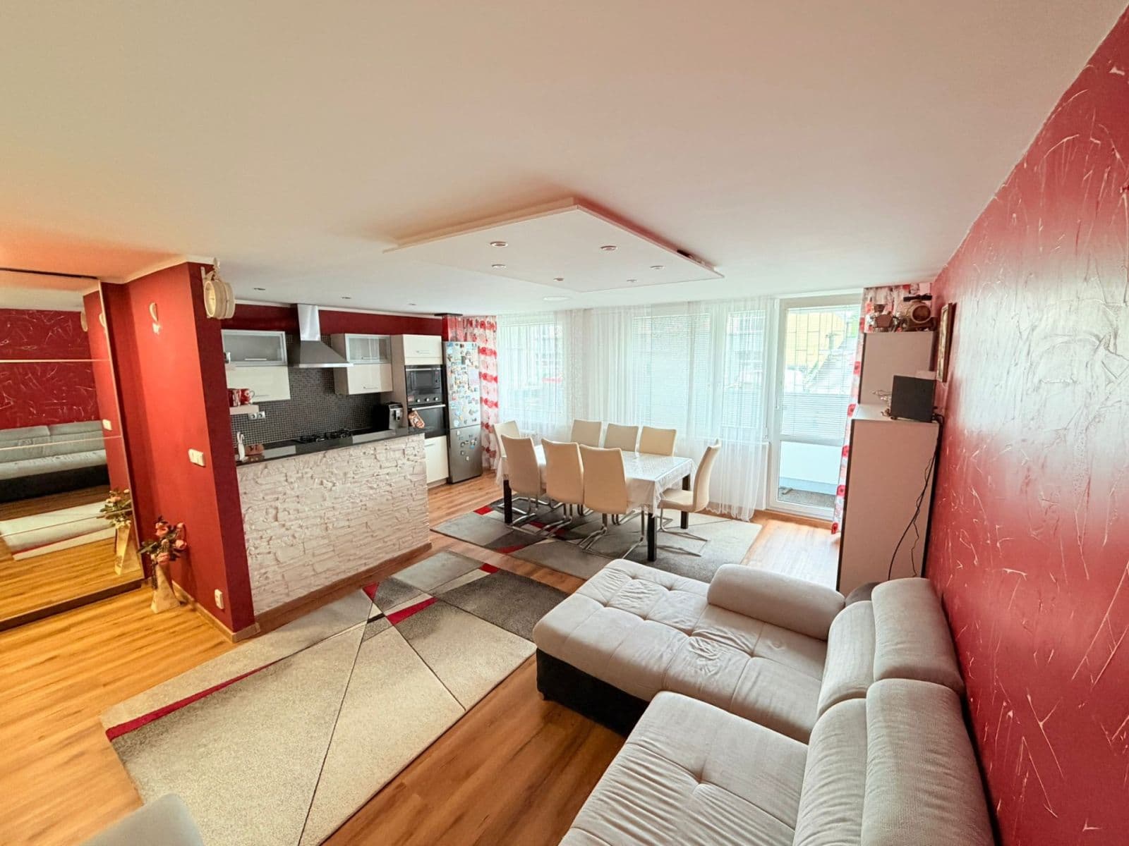 Prenájom bytu 3-izbový 80 m², Nušlova, Praha, Praha Prenájom bytu 3-izbový 80 m², Nušlova, Praha, Praha