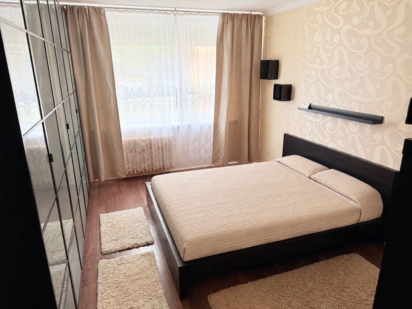 Prenájom bytu 3-izbový 80 m², Nušlova, Praha, Praha Prenájom bytu 3-izbový 80 m², Nušlova, Praha, Praha