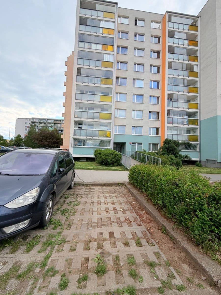 Prenájom bytu 3-izbový 80 m², Nušlova, Praha, Praha Prenájom bytu 3-izbový 80 m², Nušlova, Praha, Praha