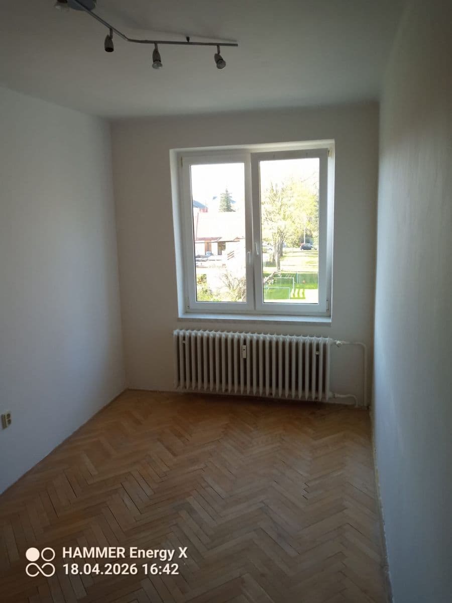 Predaj bytu 3-izbový 70 m², Chářovská, Krnov, Moravskoslezský kraj Predaj bytu 3-izbový 70 m², Chářovská, Krnov, Moravskoslezský kraj