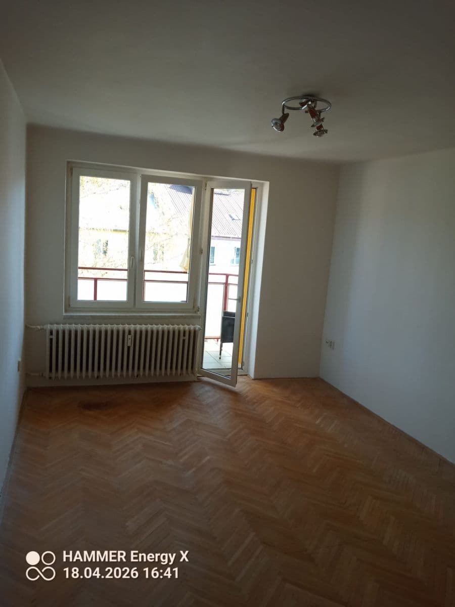 Predaj bytu 3-izbový 70 m², Chářovská, Krnov, Moravskoslezský kraj Predaj bytu 3-izbový 70 m², Chářovská, Krnov, Moravskoslezský kraj