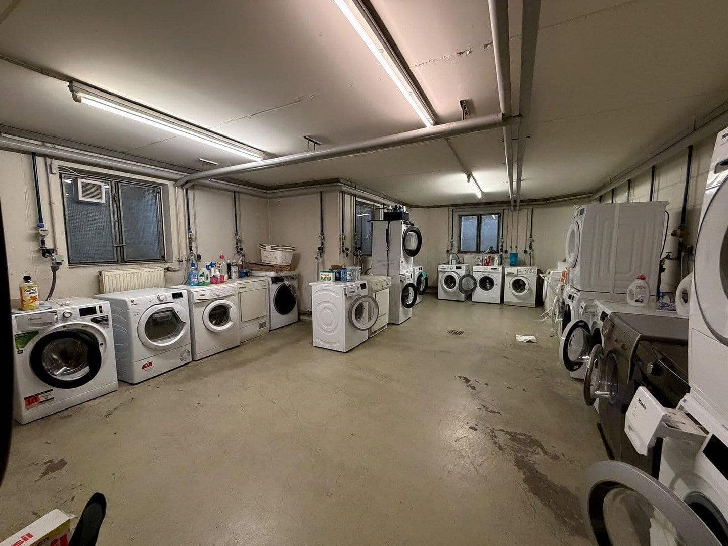 Prenájom bytu 2-izbový 55 m², Stuttgart, Bádensko-Wurttembersko Prenájom bytu 2-izbový 55 m², Stuttgart, Bádensko-Wurttembersko