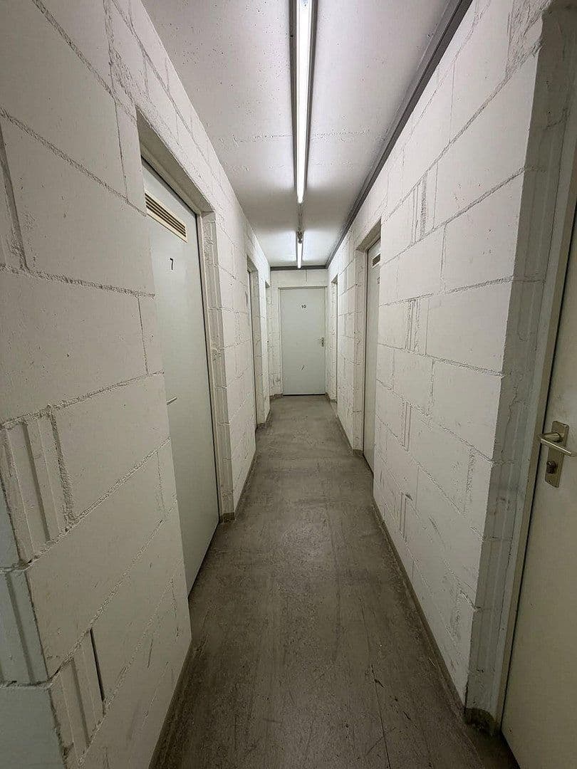 Prenájom bytu 2-izbový 55 m², Stuttgart, Bádensko-Wurttembersko Prenájom bytu 2-izbový 55 m², Stuttgart, Bádensko-Wurttembersko