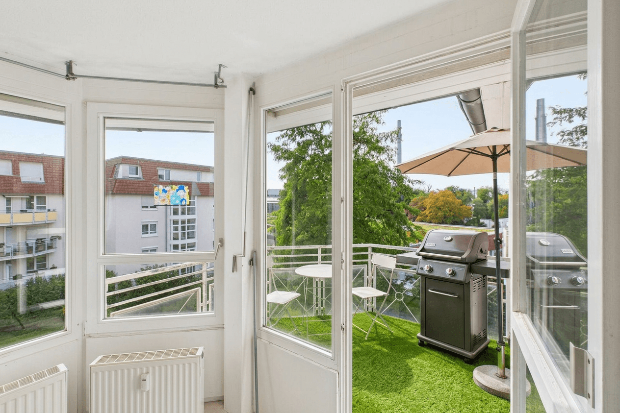 Prenájom bytu 2-izbový 55 m², Stuttgart, Bádensko-Wurttembersko Prenájom bytu 2-izbový 55 m², Stuttgart, Bádensko-Wurttembersko