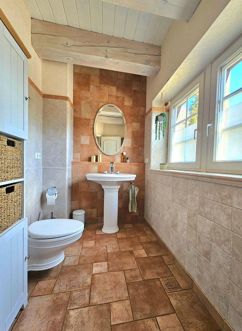 Predaj domu 255 m², pozemek 2.200 m², Wahrenholz, Dolné Sasko Predaj domu 255 m², pozemek 2.200 m², Wahrenholz, Dolné Sasko