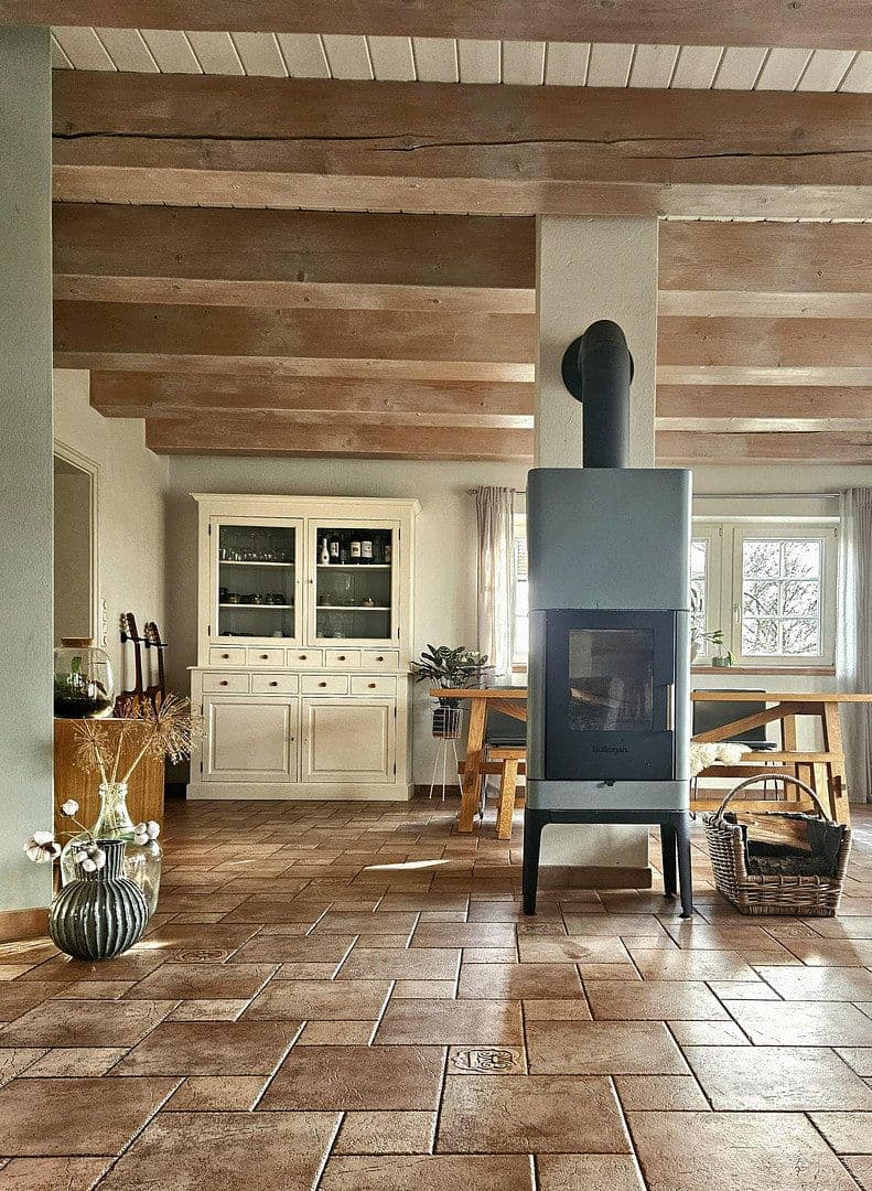 Predaj domu 255 m², pozemek 2.200 m², Wahrenholz, Dolné Sasko Predaj domu 255 m², pozemek 2.200 m², Wahrenholz, Dolné Sasko