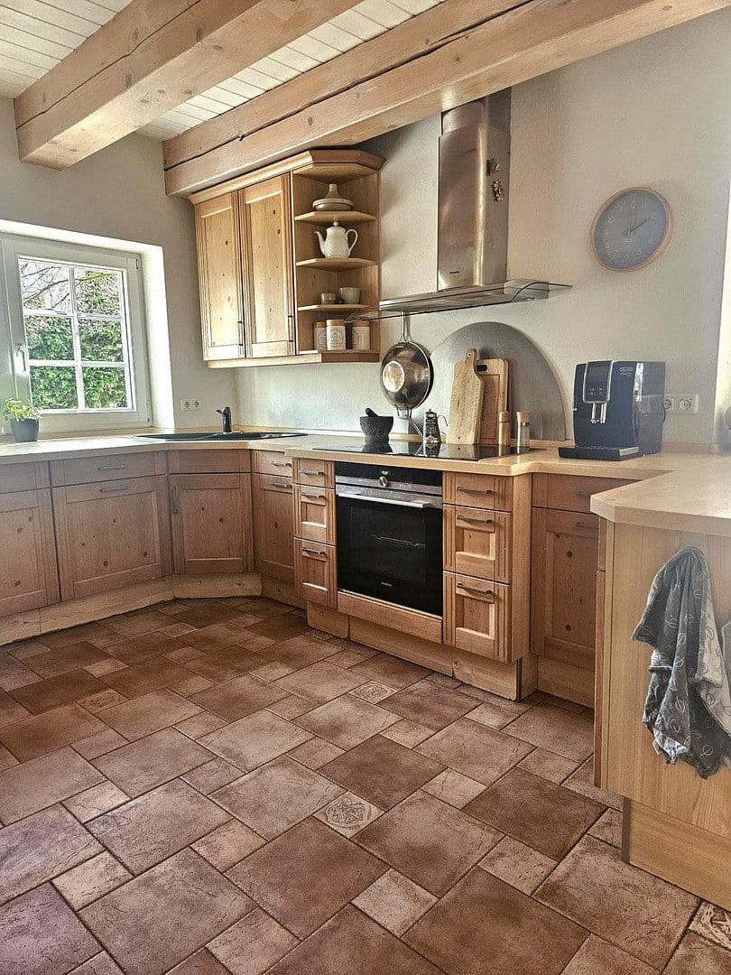 Predaj domu 255 m², pozemek 2.200 m², Wahrenholz, Dolné Sasko Predaj domu 255 m², pozemek 2.200 m², Wahrenholz, Dolné Sasko