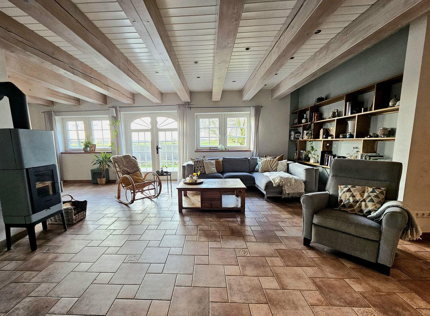 Predaj domu 255 m², pozemek 2.200 m², Wahrenholz, Dolné Sasko Predaj domu 255 m², pozemek 2.200 m², Wahrenholz, Dolné Sasko